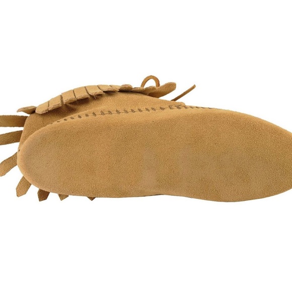 COPY - MINNETONKA FRINGED SOFT-SOLE MOCCASINS 7.5 - Picture 3 of 4